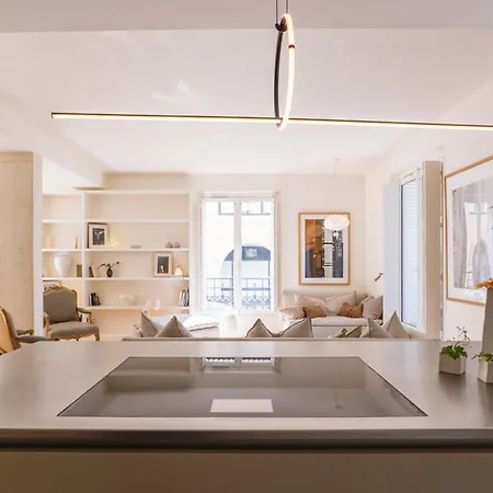 Veeve - Alabaster Bright Appartement Parijs