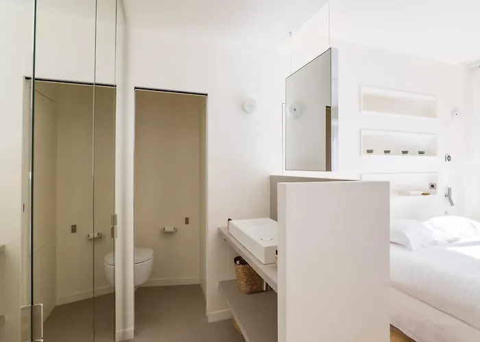 아파트 Veeve - Alabaster Bright 파리