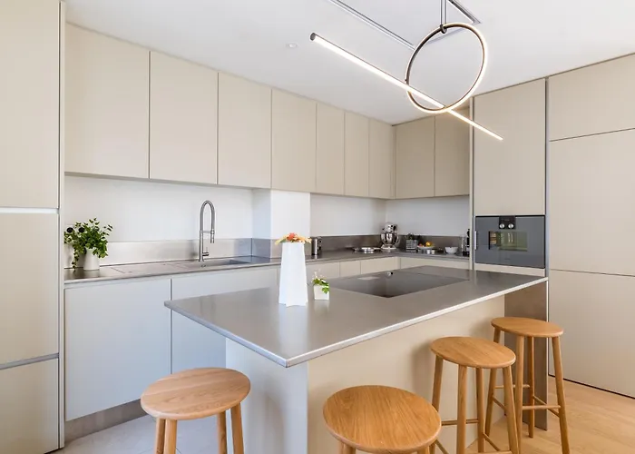 아파트 Veeve - Alabaster Bright *