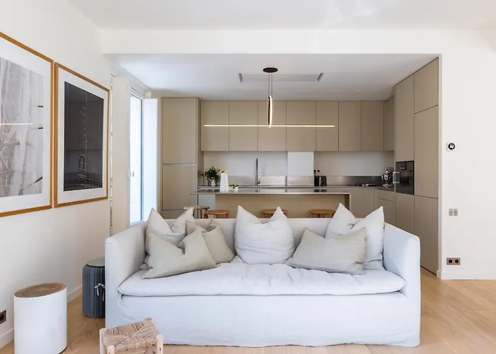 Veeve - Alabaster Bright 아파트