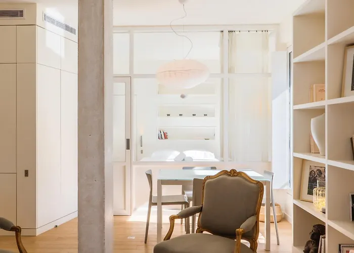 아파트 Veeve - Alabaster Bright *